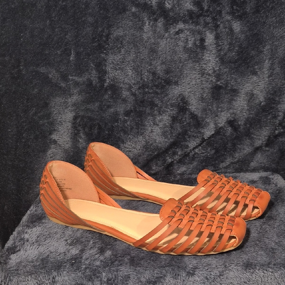 Chic Tan Woven Flats for Women